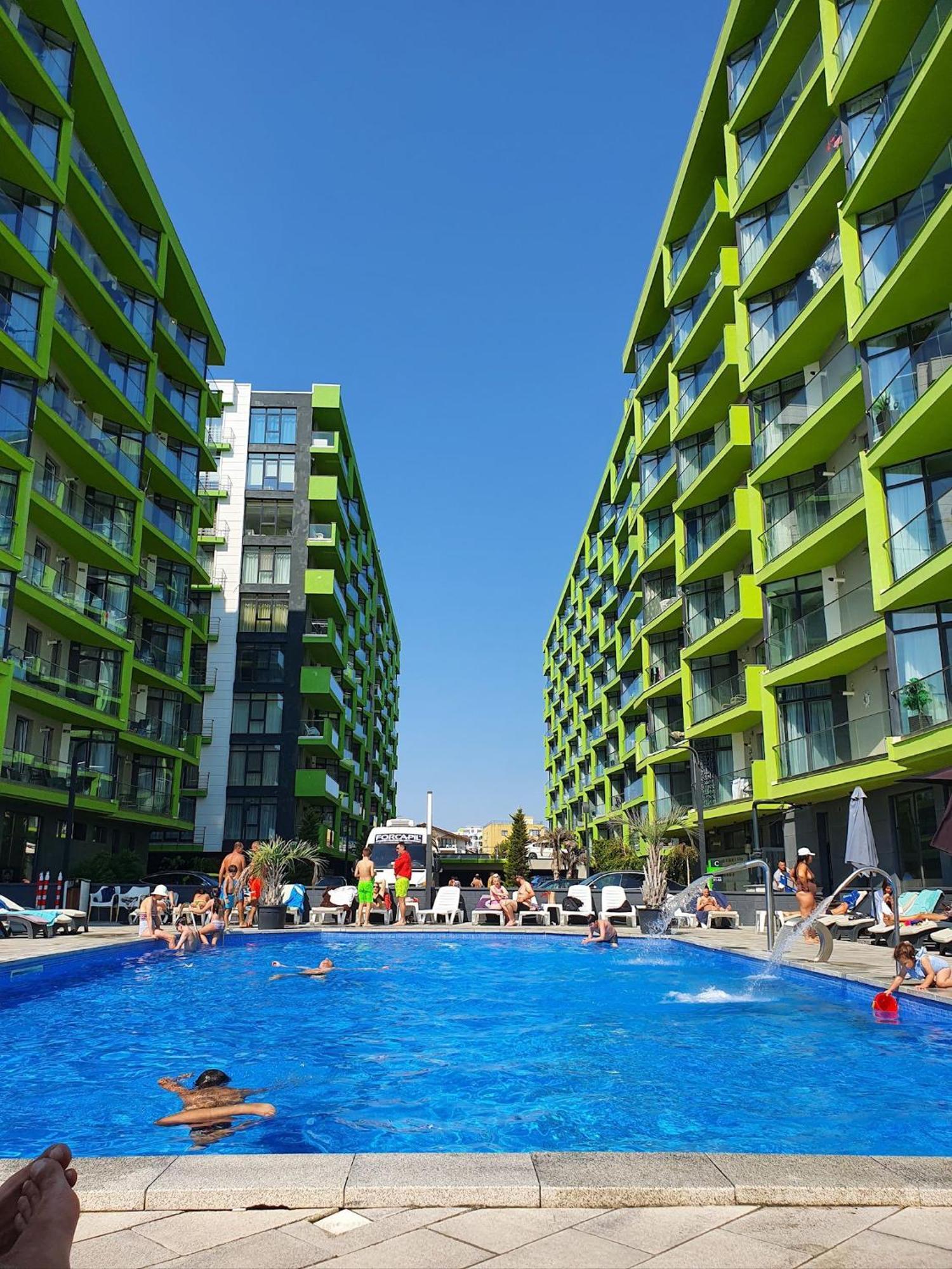 Eka Studio - Pool & Spa Beach Resort Năvodari מראה חיצוני תמונה